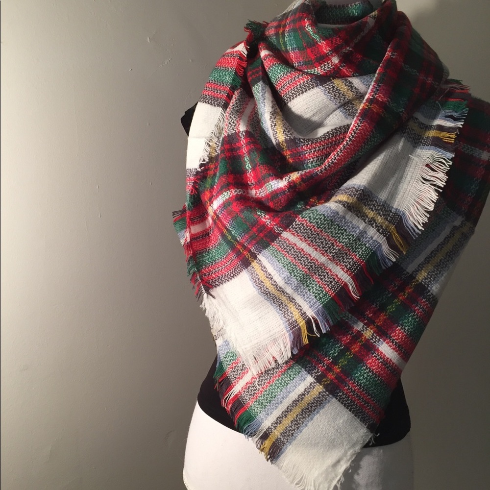 ($15 with another item) red plaid Blanket scarf
